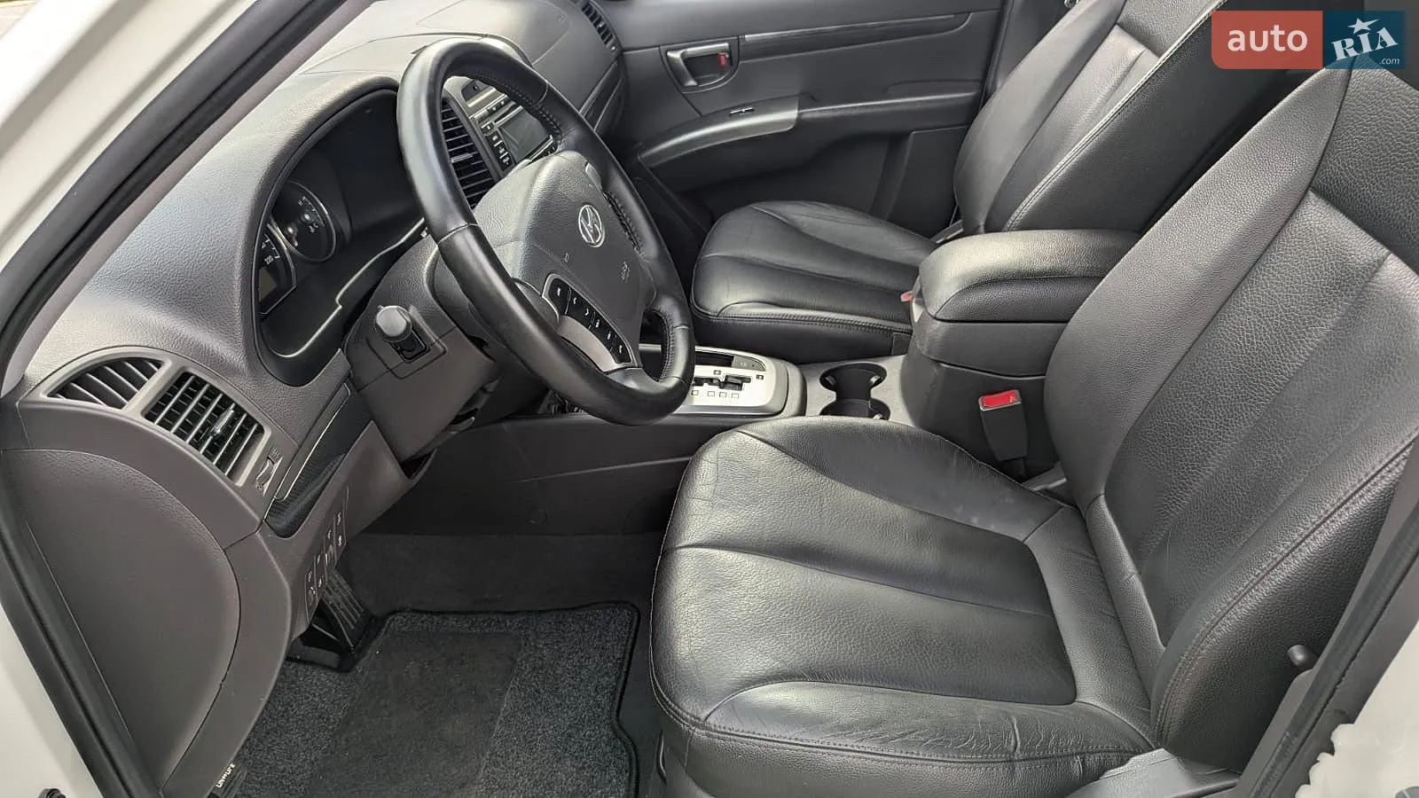 2011 Hyundai Santa Fe - мініатюра 27