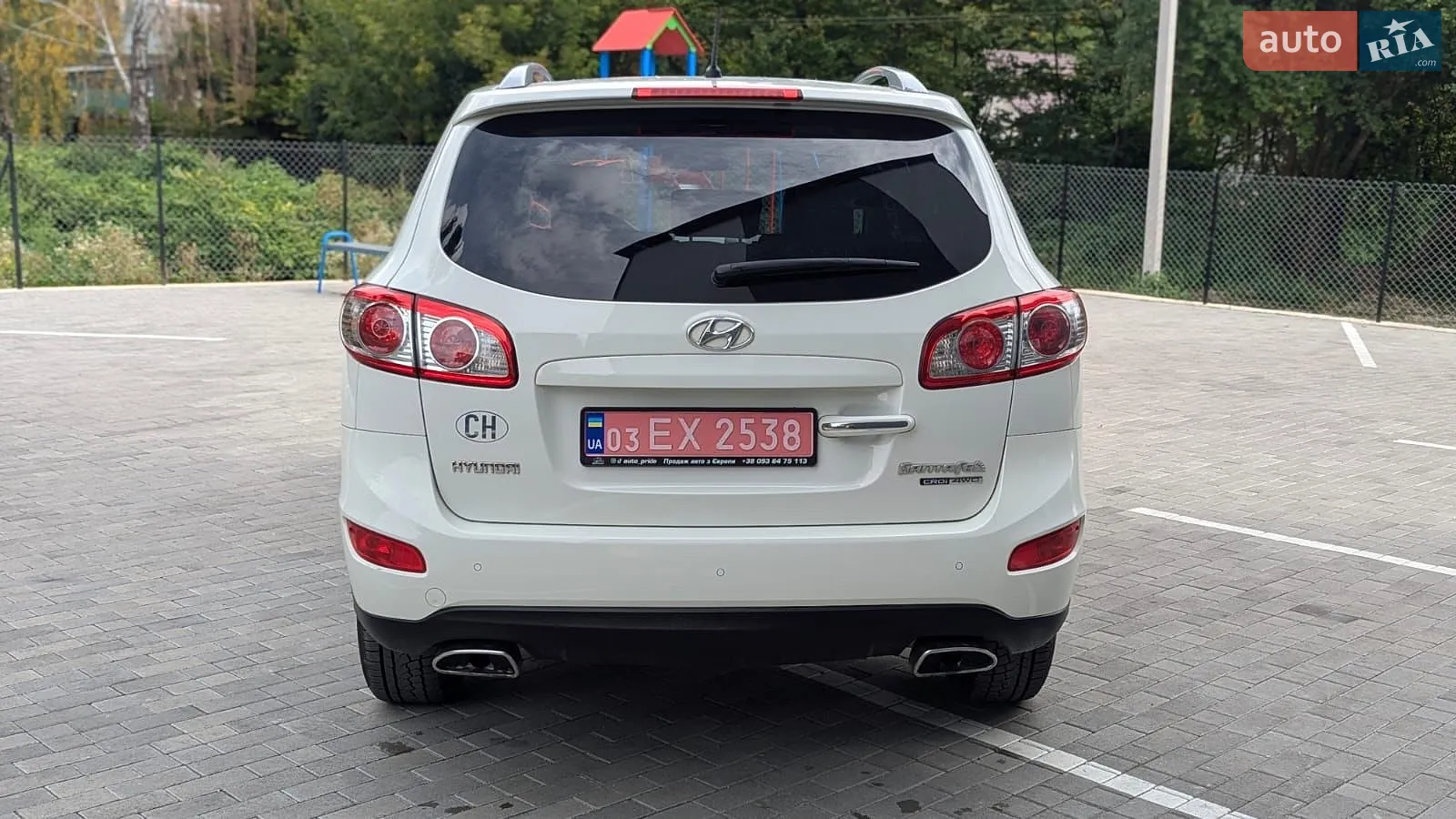 2011 Hyundai Santa Fe - мініатюра 9