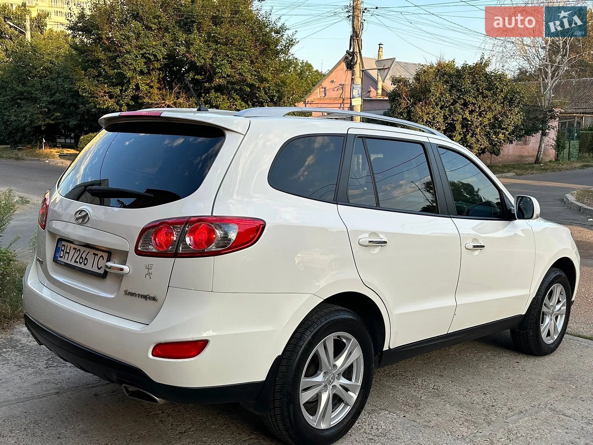 2011 Hyundai Santa Fe - мініатюра 27