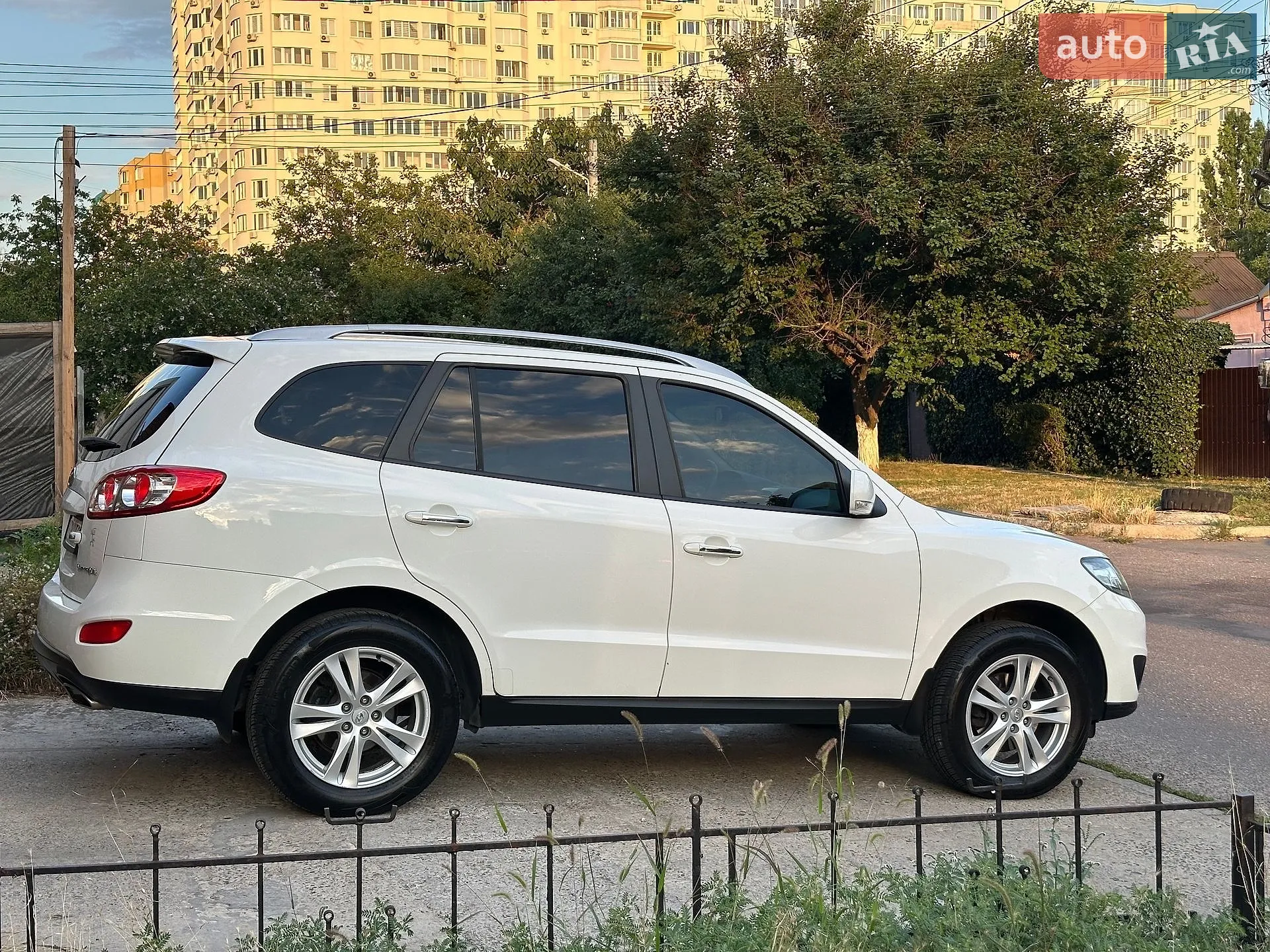 2011 Hyundai Santa Fe - мініатюра 33