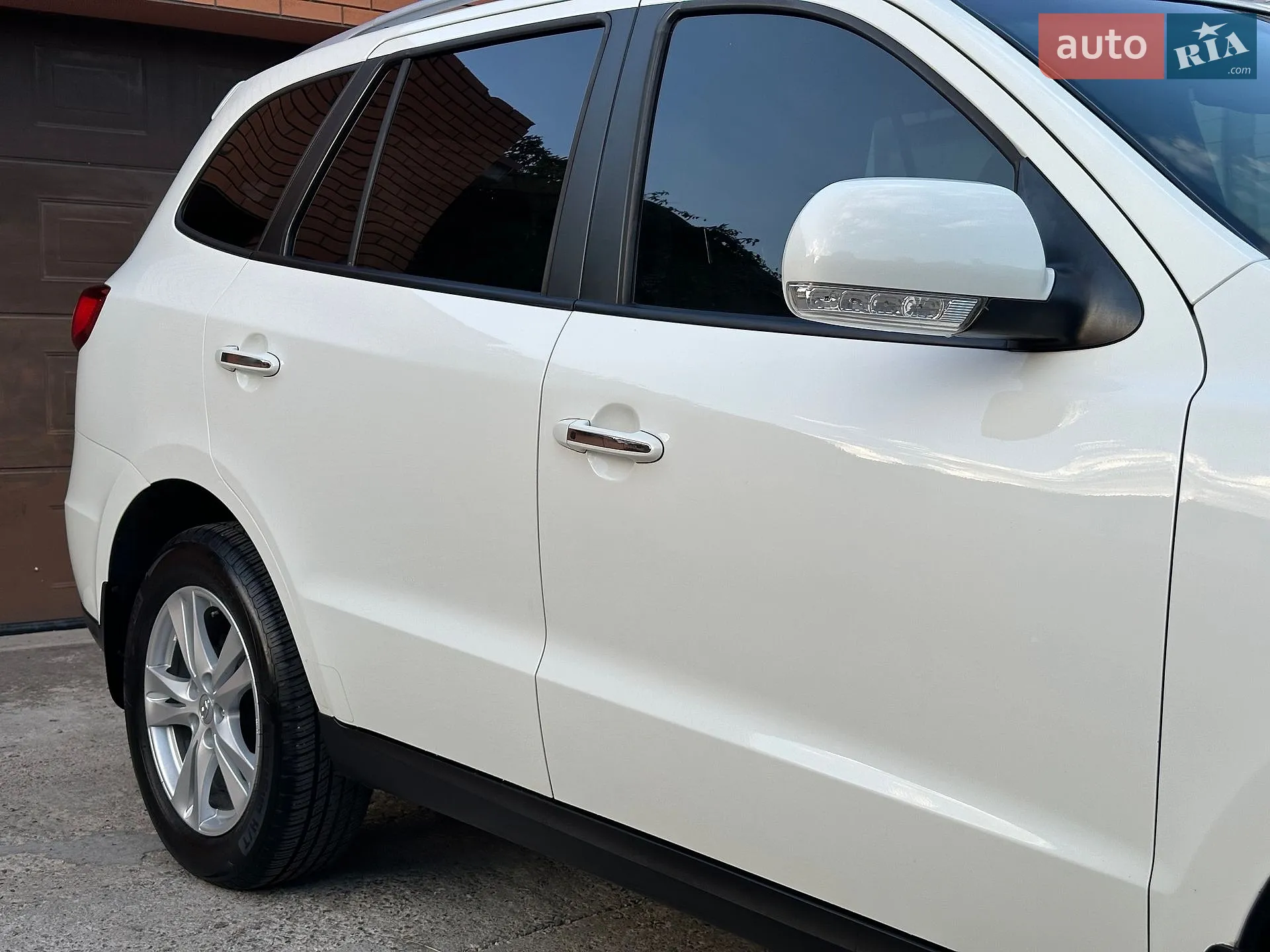 2011 Hyundai Santa Fe - мініатюра 38