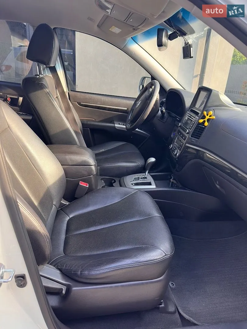 2011 Hyundai Santa Fe - мініатюра 29