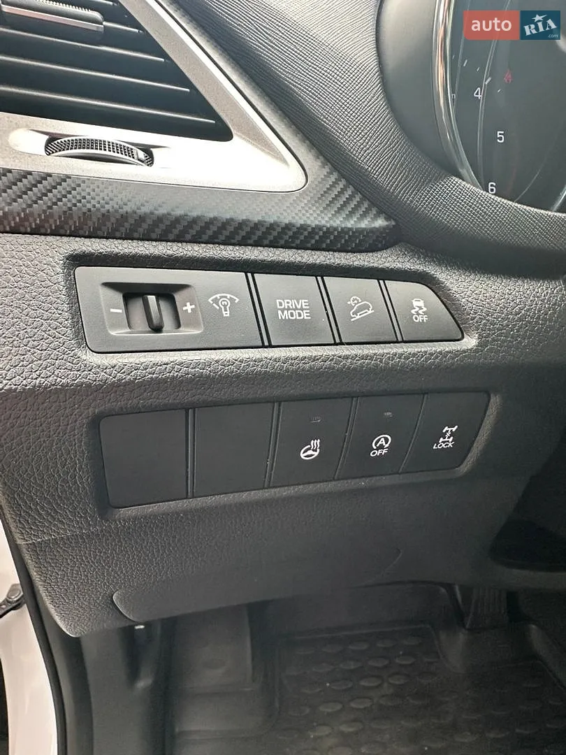 2018 Hyundai Santa Fe - мініатюра 18