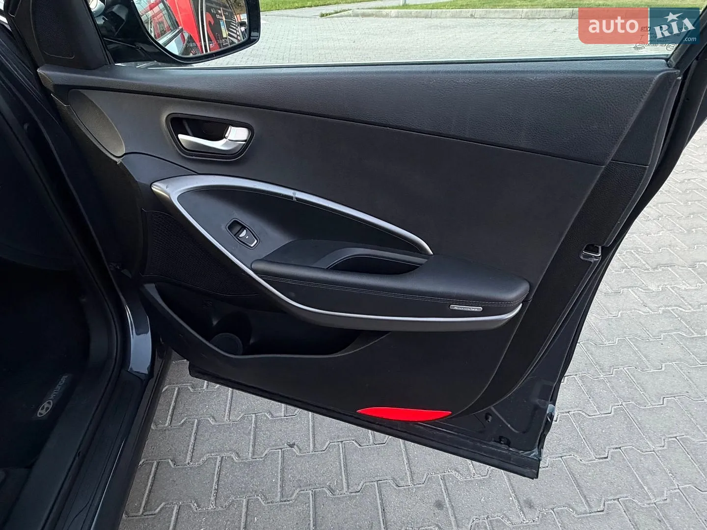2016 Hyundai Santa Fe - мініатюра 26