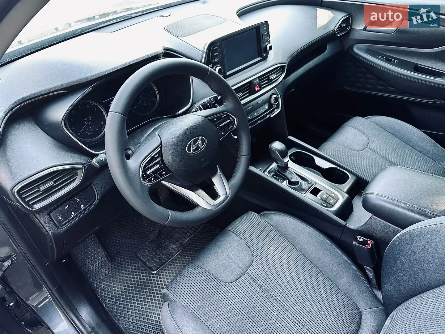 2018 Hyundai Santa Fe - мініатюра 26