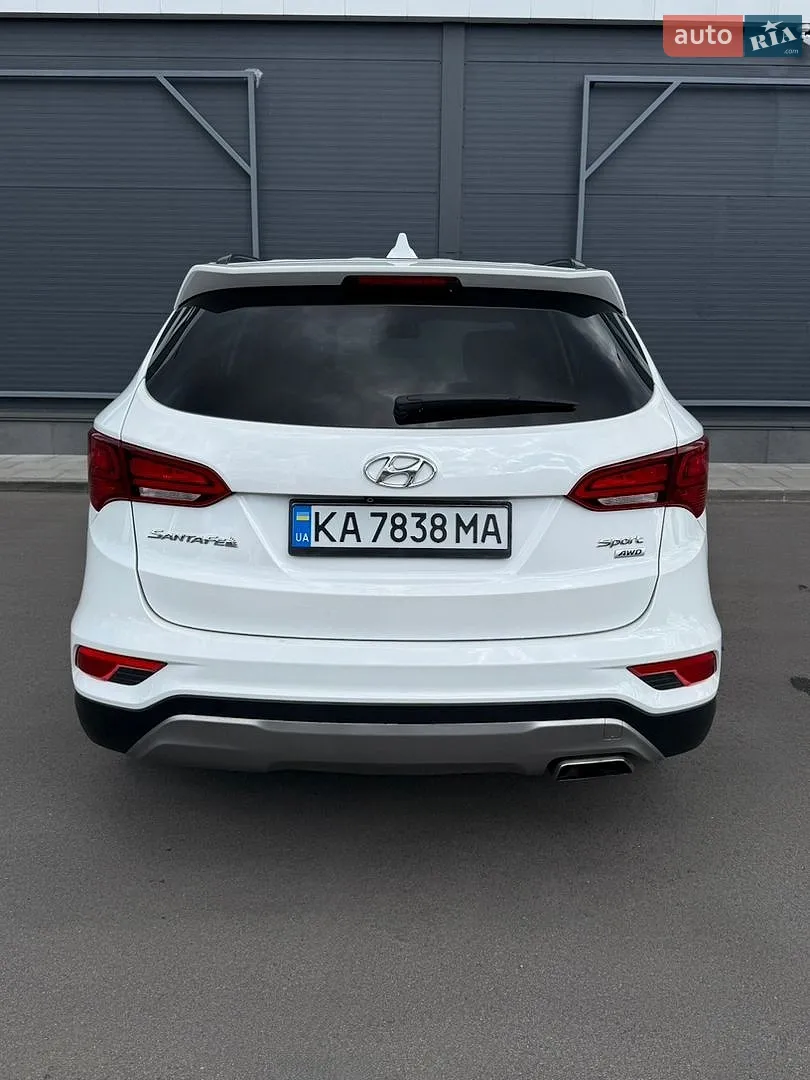 2016 Hyundai Santa Fe - мініатюра 13