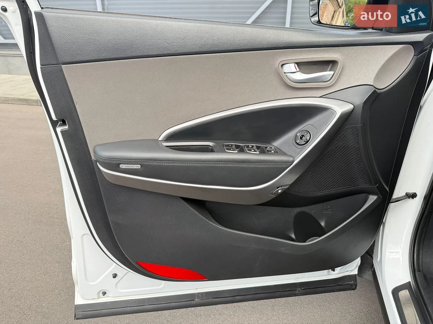 2016 Hyundai Santa Fe - мініатюра 24