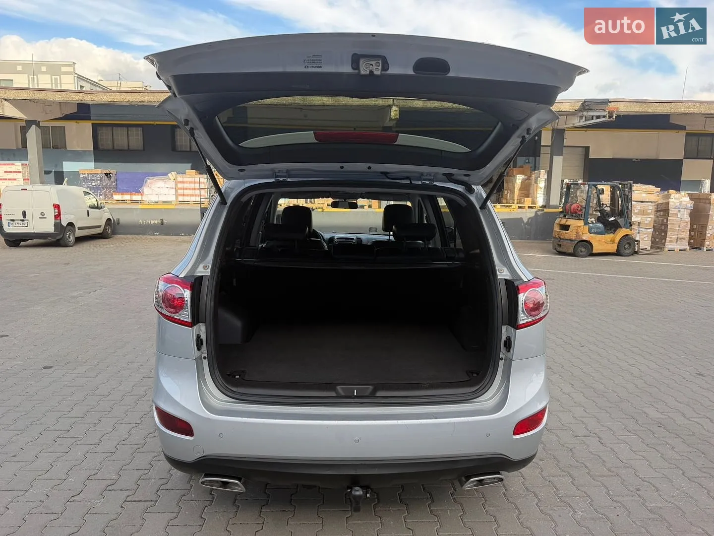 2011 Hyundai Santa Fe - мініатюра 38