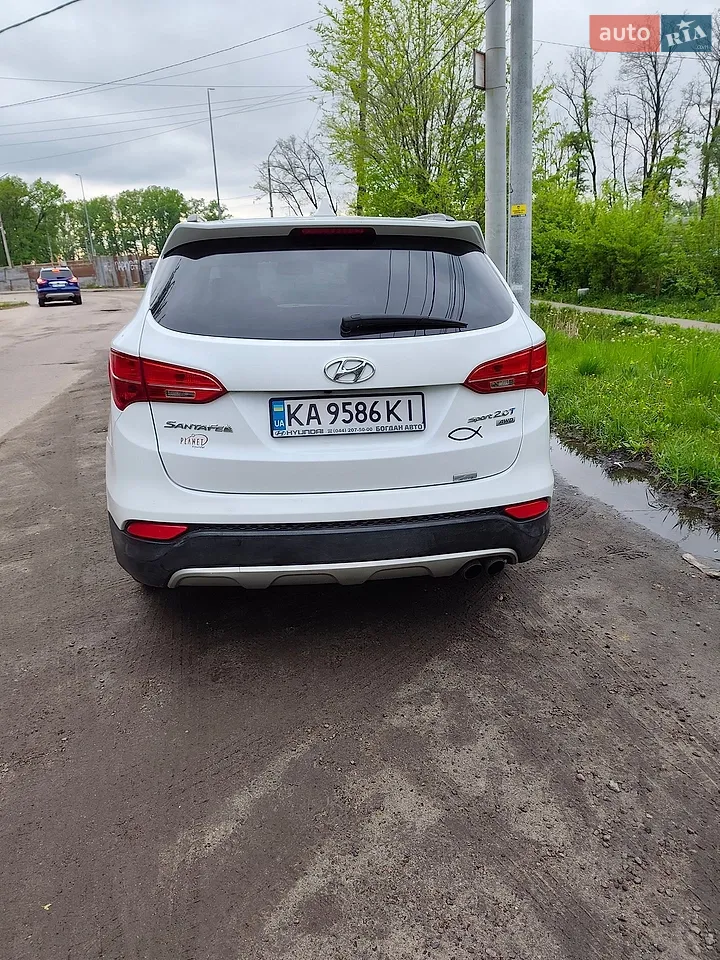 2013 Hyundai Santa Fe - мініатюра 8