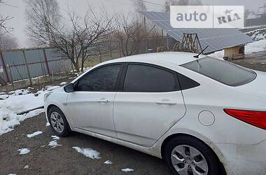 Седан Hyundai Solaris 2016 в Житомире