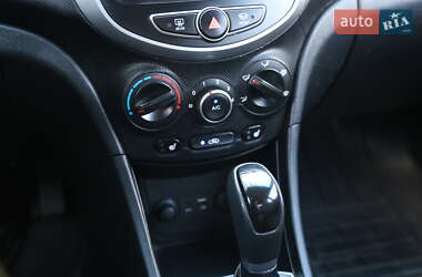 Седан Hyundai Solaris 2016 в 