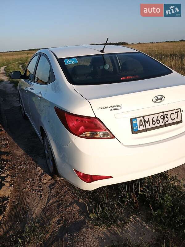 Седан Hyundai Solaris 2016 в Житомире