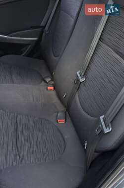 Седан Hyundai Solaris 2015 в 