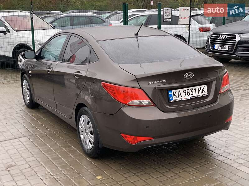 Седан Hyundai Solaris 2016 в Бердичеве