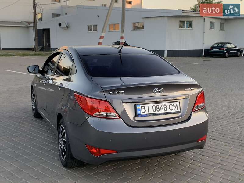 Седан Hyundai Solaris 2015 в Козельщине