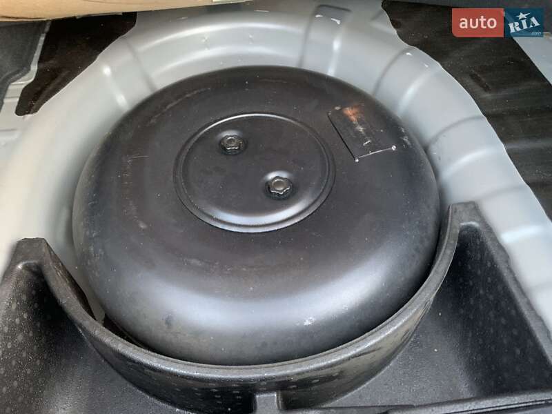 Седан Hyundai Solaris 2015 в Козельщине