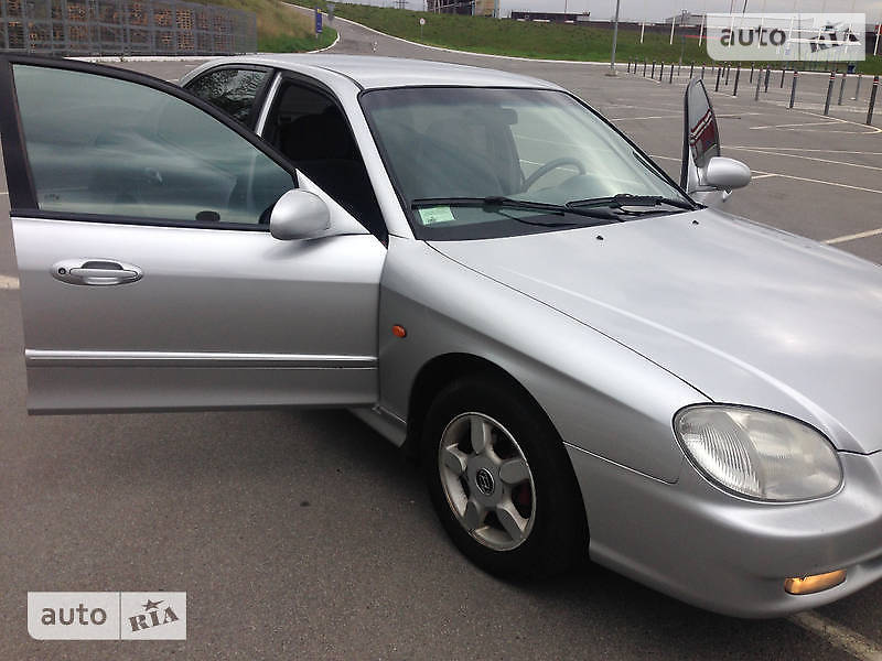 Седан Hyundai Sonata 1999 в Киеве