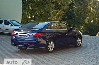 Седан Hyundai Sonata 2010 в Ровно