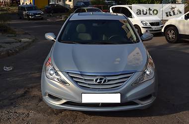 Седан Hyundai Sonata 2010 в Киеве