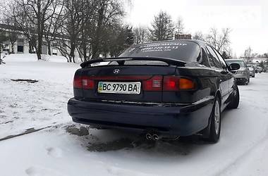 Седан Hyundai Sonata 1996 в Львове