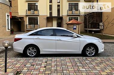 Седан Hyundai Sonata 2012 в Киеве