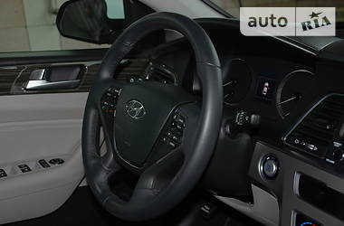 Седан Hyundai Sonata 2015 в Бердянске