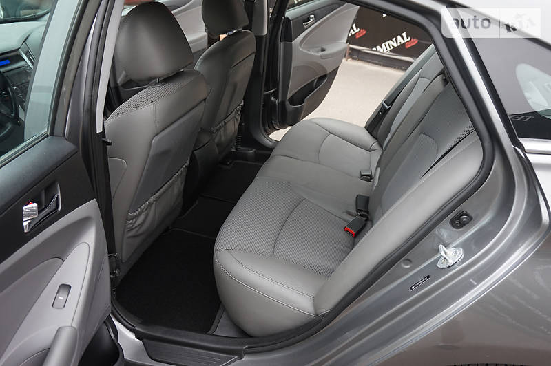Седан Hyundai Sonata 2013 в Одесі