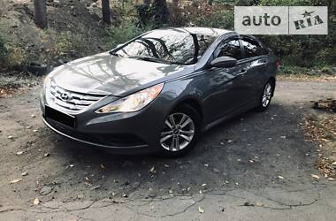 Седан Hyundai Sonata 2014 в Киеве