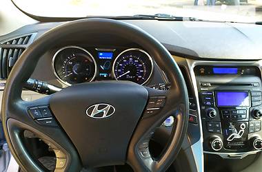 Седан Hyundai Sonata 2013 в Киеве