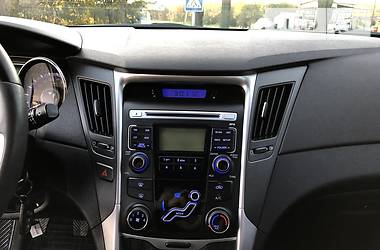 Седан Hyundai Sonata 2012 в Ивано-Франковске