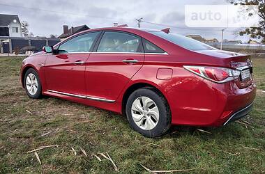 Седан Hyundai Sonata 2014 в Киеве