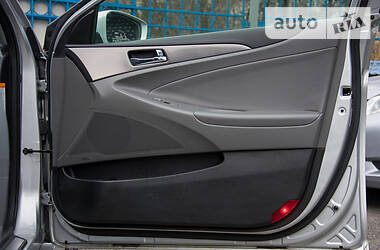 Седан Hyundai Sonata 2013 в 