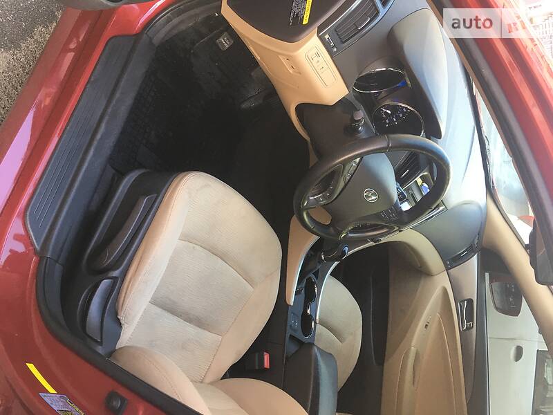Седан Hyundai Sonata 2013 в Чернигове фото 2 Седан Hyundai Sonata 2013 в Чернигове