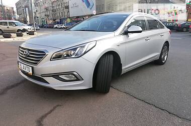 Седан Hyundai Sonata 2015 в Киеве