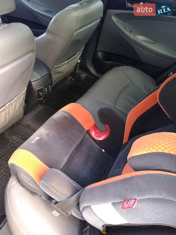 Седан Hyundai Sonata 2012 в Запоріжжі