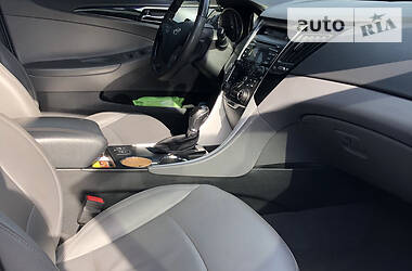 Седан Hyundai Sonata 2011 в 