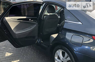 Седан Hyundai Sonata 2011 в 