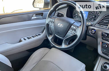 Седан Hyundai Sonata 2015 в 