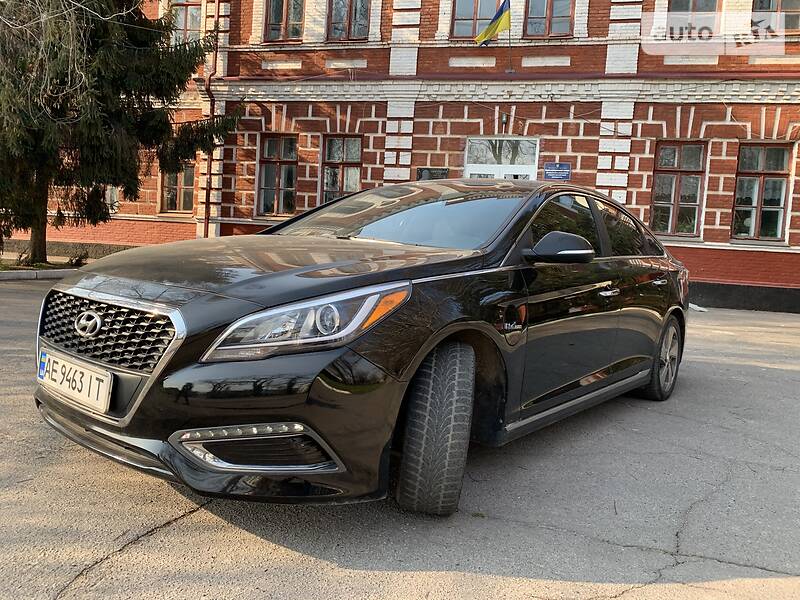 Седан Hyundai Sonata 2016 в 