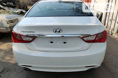 Седан Hyundai Sonata 2013 в 