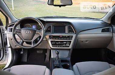 Седан Hyundai Sonata 2015 в 