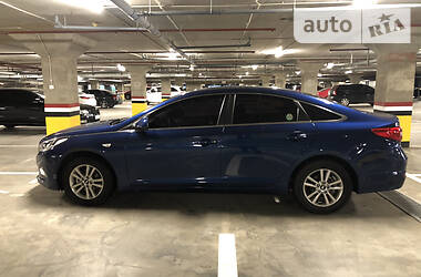Седан Hyundai Sonata 2015 в 