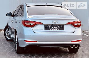 Седан Hyundai Sonata 2016 в 