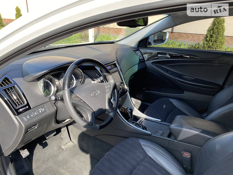 Седан Hyundai Sonata 2012 в Києві