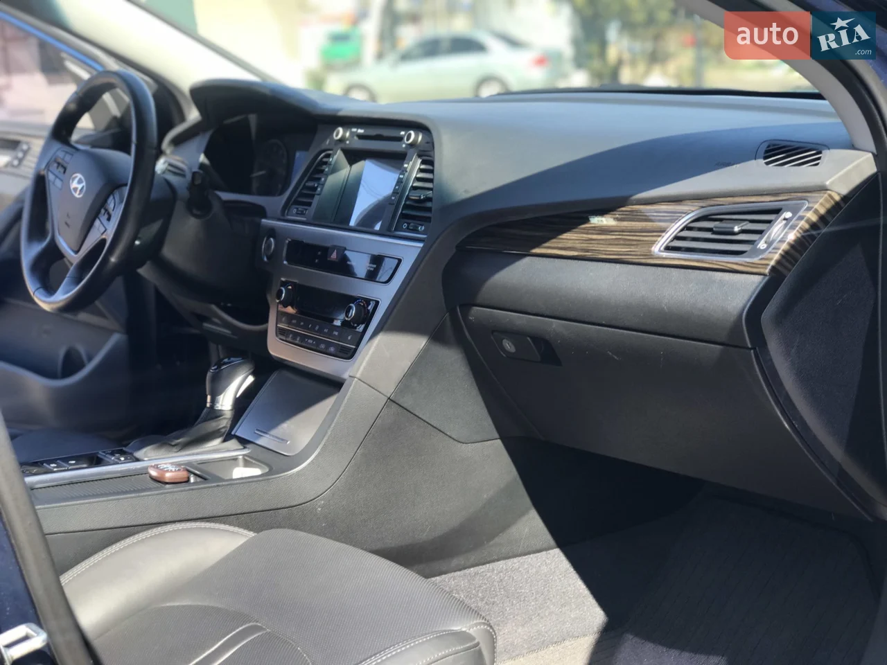 2016 Hyundai Sonata - мініатюра 24