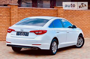 Седан Hyundai Sonata 2015 в Одессе