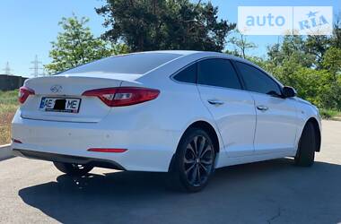 Седан Hyundai Sonata 2015 в 