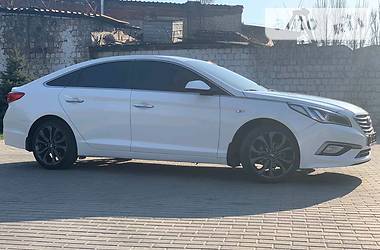 Седан Hyundai Sonata 2015 в Дніпрі