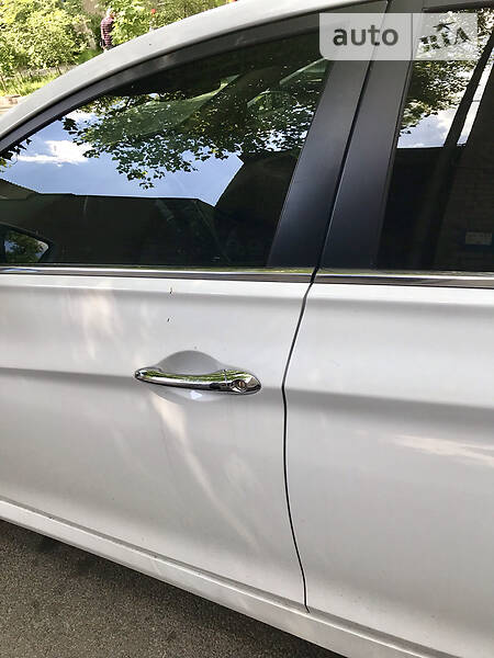 Седан Hyundai Sonata 2014 в Дніпрі