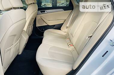 Седан Hyundai Sonata 2015 в 